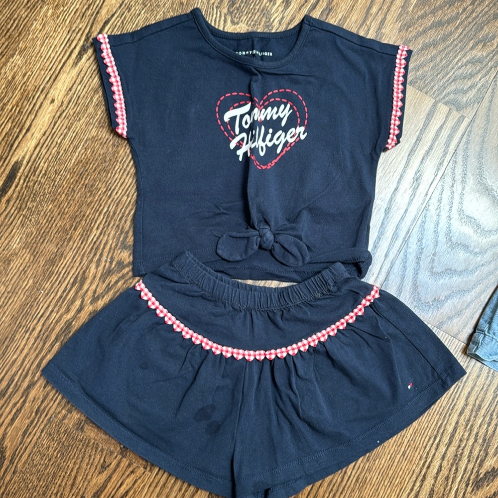 Tommy Hilfiger girl 2-piece summer set 3T